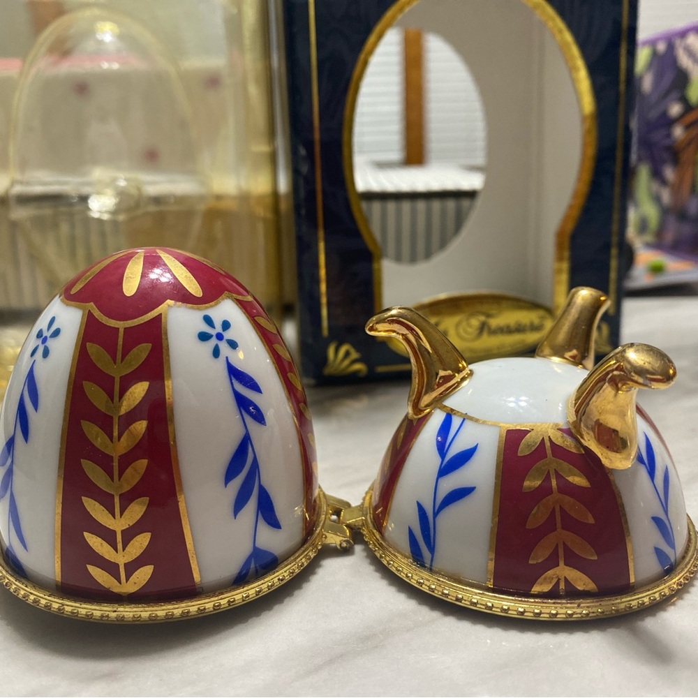 Collectible Porcelain Hand-Painted Egg - Picture 7 of 15